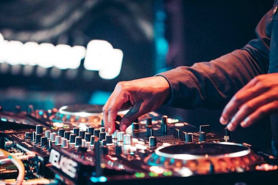 Event DJ Services Switzerland